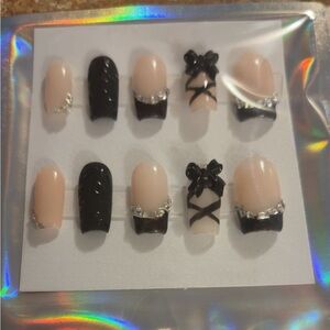 Custom press on nails